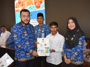 Peringatan Harkopnas ke-78, Wako Padang Luncurkan Koperasi Kelurahan Merah Putih