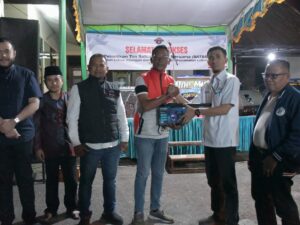 Semen Padang Donasikan Perlengkapan Operasional untuk Satber Cegah Tawuran