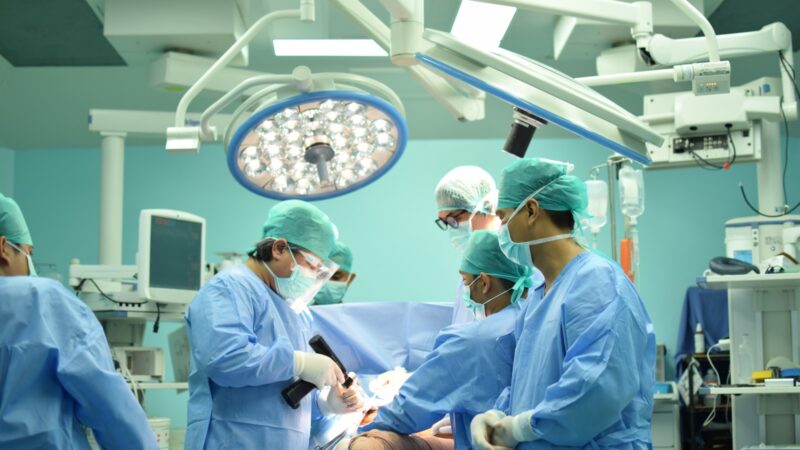 Komit Beri Layanan Terbaik, Intip Kamar Operasi di Semen Padang Hospital