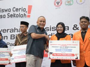 Semen Padang Group Salurkan Rp2,2 Miliar Beasiswa untuk 1.467 Penerima