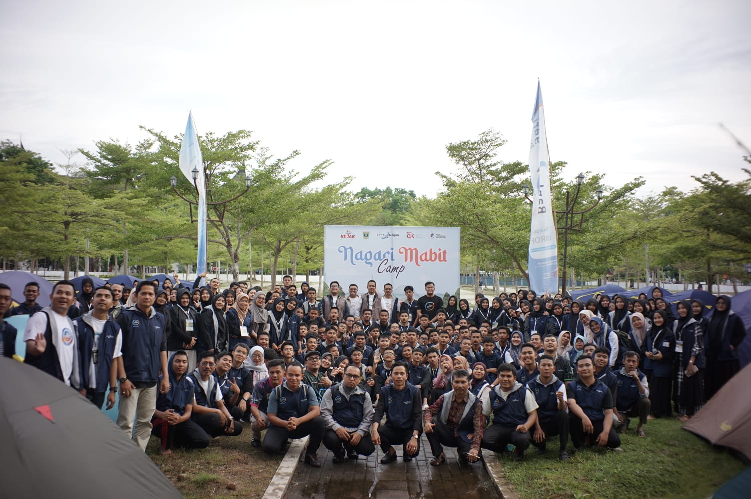 Mabit Camp Bank Nagari di Masjid Raya Sumbar, 190 Siswa Dibekali Literasi Keuangan Syariah