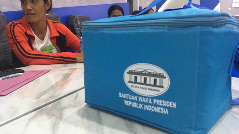 Temui Anak Korban Kekerasan Penyerangan Rumah Doa, Wapres Gibran Serahkan Bantuan