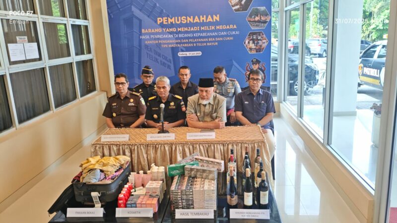 Penindakan Sepanjang 2024-2025, Bea Cukai Teluk Bayur Musnahkan 15 Juta Batang Rokok Ilegal