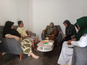 PADUKA BERISTRI: Gebrakan Puskesmas Tiumang Menekan Kematian Ibu dan Bayi di Dharmasraya