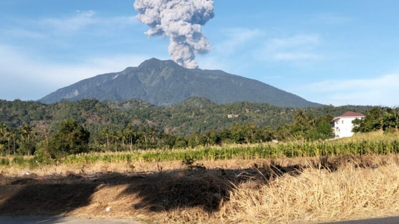 Gunung Marapi Kembali Erupsi