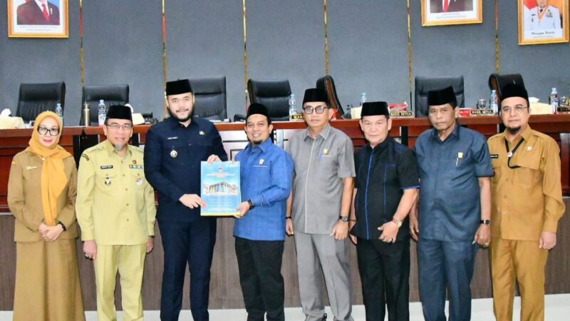 DPRD Padang bersama Pemko secara resmi mengesahkan Ranperda tentang Rencana Pembangunan Jangka Menengah Daerah (RPJMD)