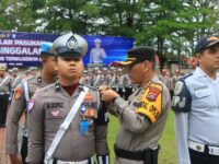 Polda Sumbar menggelar Apel Pasukan dalam rangka Operasi Patuh Singgalang Tahun 2025, Senin (14/7/2025). Apel yang dilaksanakan