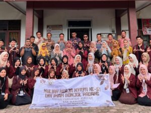 UIN Imam Bonjol Padang menyerahkan 32 mahasiswa KKN kepada Nagari Pamuatan, Kabupaten Sijunjung. Kegiatan serah terima mahasiswa KKN