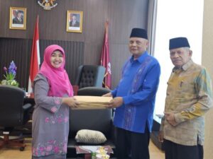Tahapan pemilihan Rektor Universitas Islam Negeri (UIN) Imam Bonjol Padang periode 2025–2029 memasuki fase selanjutnya, setelah berkas bakal