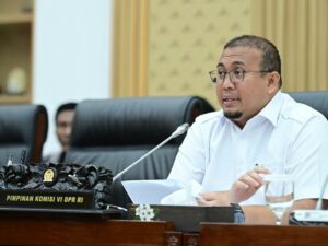 Wakil Ketua Komisi VI DPR RI dari Fraksi Parati Gerindra Andre Rosiade mengingatkan Menteri Koperasi Budi Arie untuk mewujudkan 80.000
