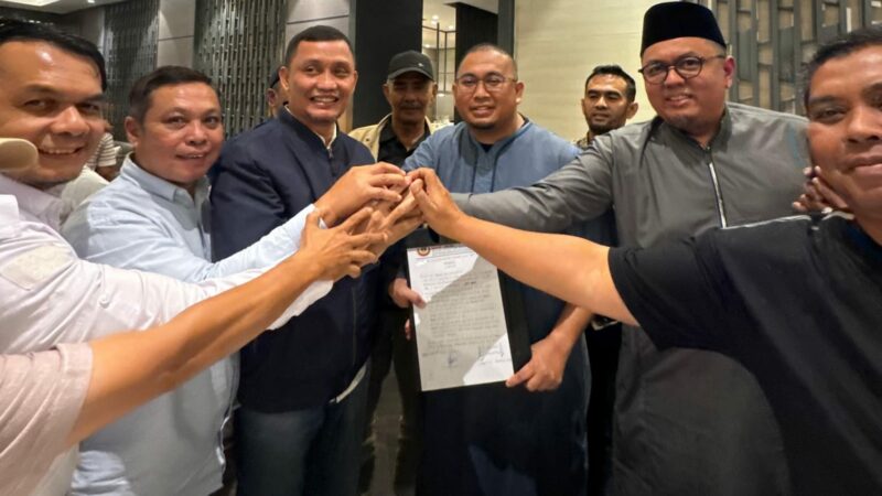 Pengurus Ikatan Keluarga Besar Minang Yogyakarta (IKBMY) memutuskan untuk bergabung dengan DPW Ikatan Keluarga Minang (IKM)