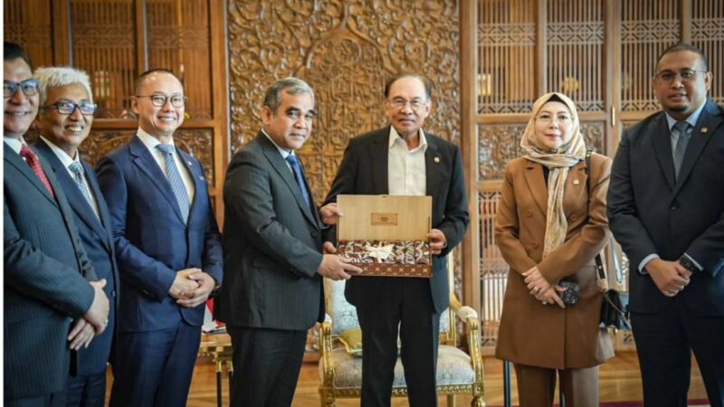 Wakil Sekretaris Fraksi Gerindra MPR RI Andre Rosiade mendampingi Ketua MPR RI Ahmad Muzani bertemu dengan Perdana Menteri Malaysia