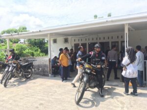 Dua orang anak menjadi korban kekerasan saat aksi pembubaran dan perusakan rumah doa jemaat umat Kristen dari GKSI Anugerah Padang