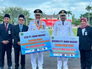Dukung Pembangunan Daerah, Bank Nagari Setor Dividen Rp122,18 Miliar ke Pemprov Sumbar