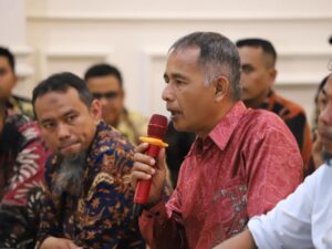 Ketua RT di Padang Panjang Keluhkan Honor Sekretaris dan Bendahara Dihapus