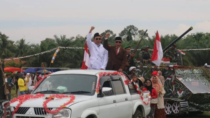Pawai Budaya di Padang Bintungan Meriah, Wabup Dharmasraya Ajak Warga Jaga Persatuan