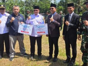 TMMD 125, PT Semen Padang Salurkan 500 Zak Semen untuk Pembangunan Desa di Solsel dan Dharmasraya