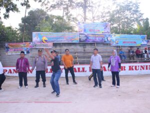 Diikuti 36 Tim, Wawako Payakumbuh Buka Turnamen Voli P3A Cup X