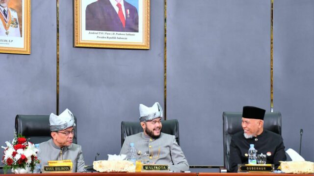 Paripurna DPRD dalam HJK Padang ke-356, Wako Fadly: Momentum Meningkatkan Kolaborasi dan Persatuan