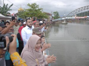 Buka Lomba Selaju Sampan, Wako Padang: Komitmen Kita, Tradisi Ini Akan Digelar Tiap Tahun
