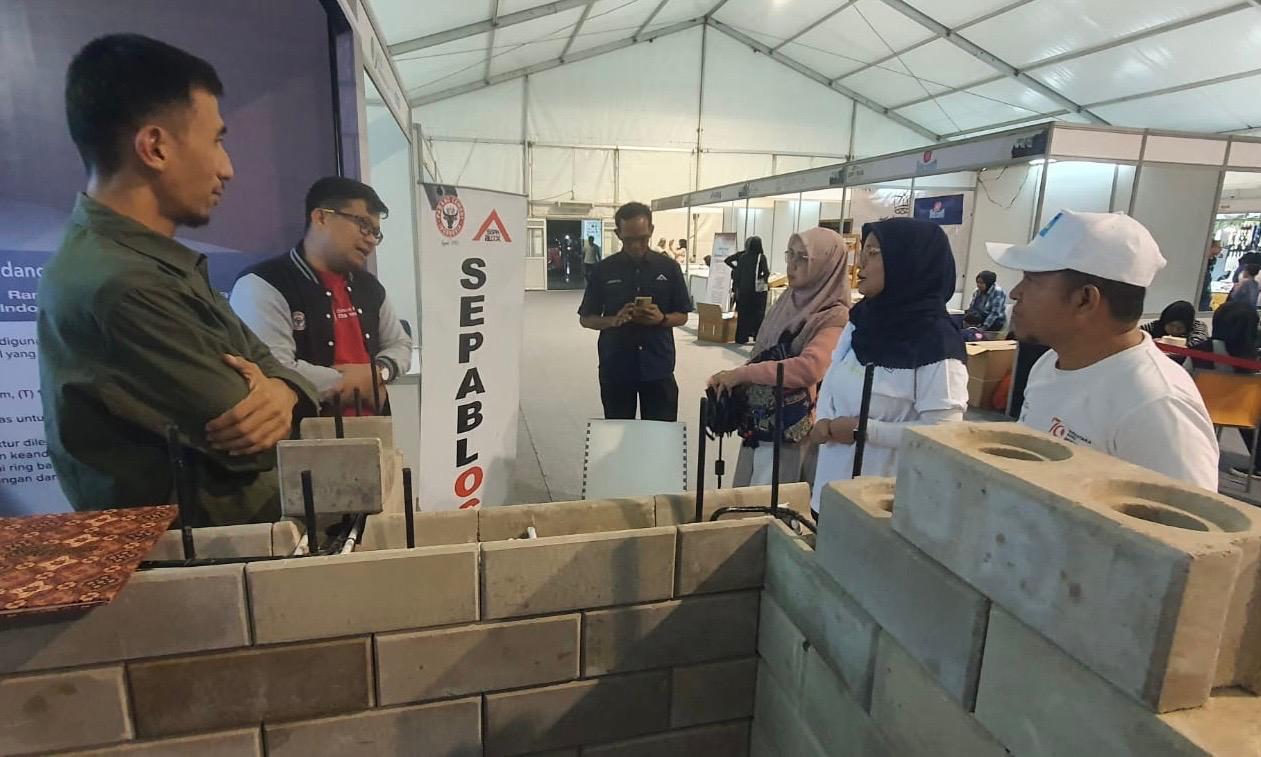 Produk Sepablock dari PT Semen Padang jadi Perhatian Pengunjung di Xploria 2025