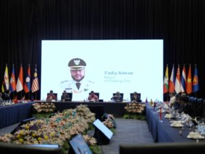 Wako Padang Fadly Amran Paparkan Strategi Penanganan Sampah di Forum ASEAN