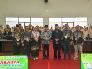 Jadi Pemateri di MAN 3 Padang Plus, Wawako Maigus Sosialisasikan Smart Surau