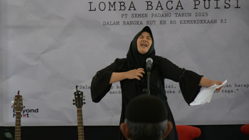 Rayakan HUT RI ke-80, PT Semen Padang Adakan Lomba Baca Puisi