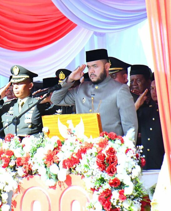 Upacara HUT RI ke-80, Wako Fadly Amran jadi Inspektur Upacara di Lapangan Apeksi Balaikota Padang