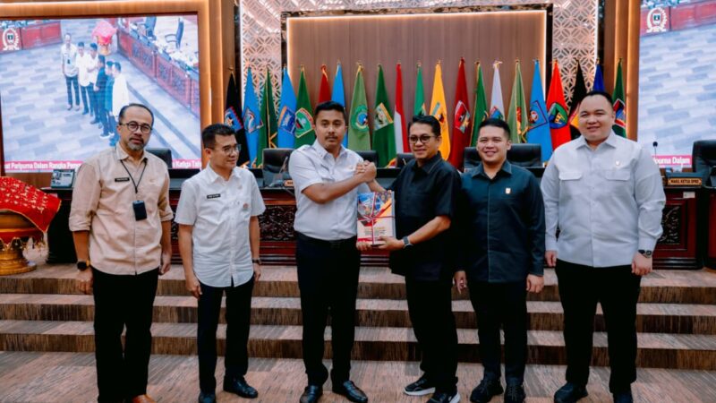 Wagub Sumbar Tegaskan Komit Perkuat Koordinasi dengan DPRD untuk Pembangunan Daerah