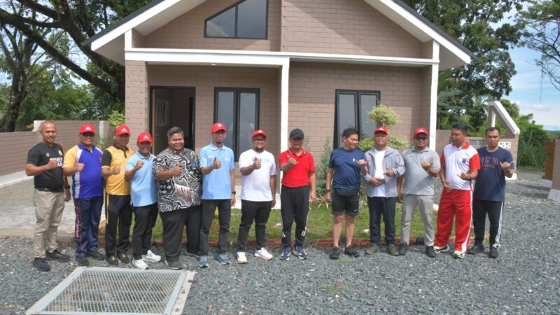 Lihat Rumah Contoh, Kapolda Sumbar Apresiasi Inovasi Sepablock PT Semen Padang