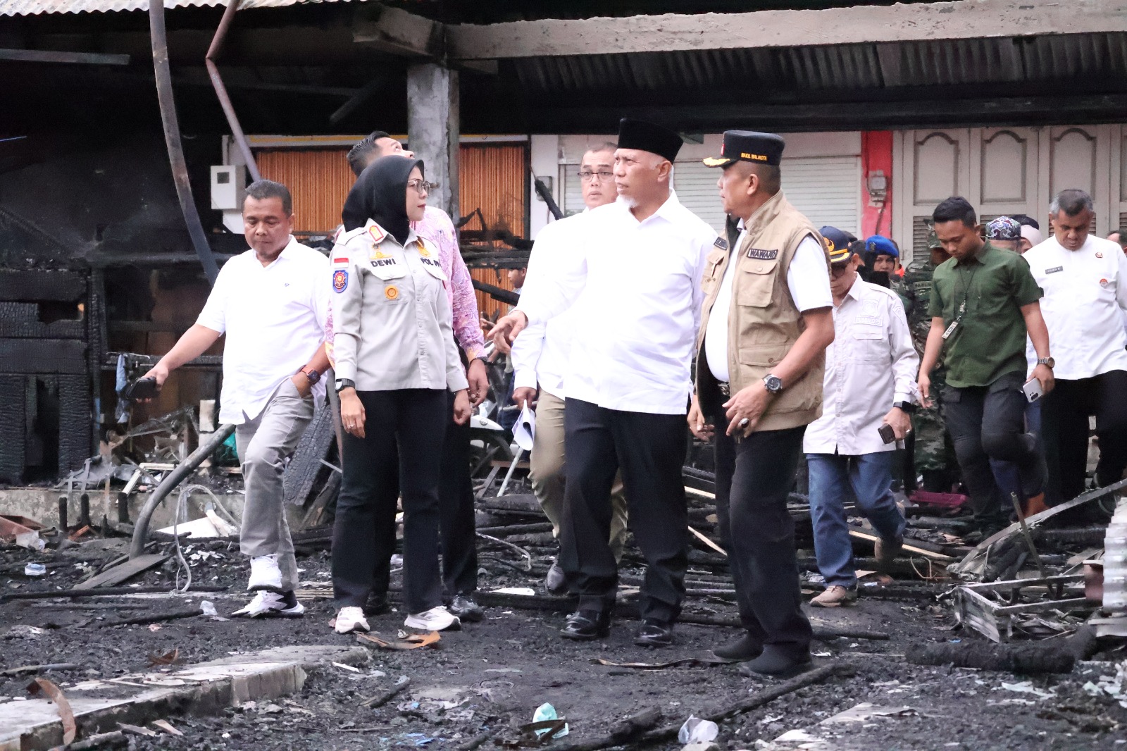 Pemulihan Pasar Payakumbuh, Gubernur Minta Pemko Ambil Langkah Tegas dan Terukur