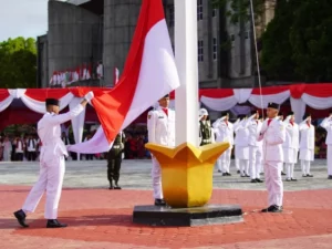 Upacara HUT RI ke-80, UNAND Teguhkan Komitmen Nasionalisme dan Tingkatkan Daya Saing