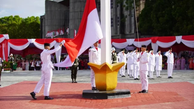 Upacara HUT RI ke-80, UNAND Teguhkan Komitmen Nasionalisme dan Tingkatkan Daya Saing