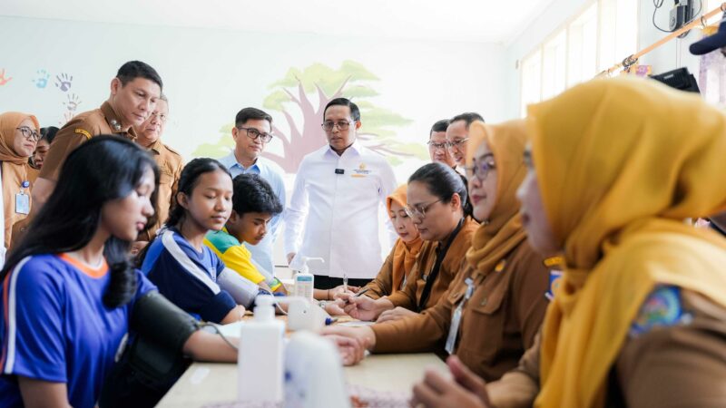 Program Cek Kesehatan Gratis (CKG) di sekolah resmi diluncurkan pada Senin (4/8/2025). Pemerintah jemput bola ke sekolah untuk melakukan