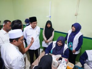 Program Cek Kesehatan Gratis (CKG) di sekolah menargetkan bisa menjangkau setidaknya 53 juta siswa. Program ini akan digelar di semua sekolah,