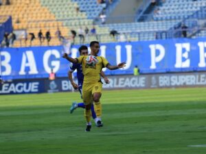 Semen Padang saat berhadapan dengan Persib Bandung pada liga Super League 2025/2026, Sabtu 09/08/2025 di Stadion Gelora Bandung Lautan Api.