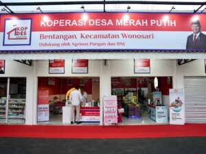 Program prioritas Presiden Prabowo Subianto seperti Makan Bergizi Gratis (MBG), Sekolah Rakyat dan Koperasi Desa/Kelurahan Merah Putih ibarat