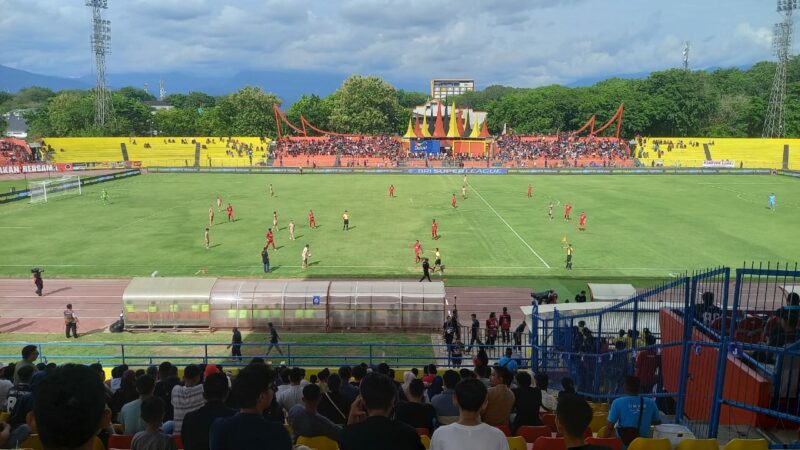 Hasil babak pertama Semen Padang FC menghadapi Dewa United pada pekan kedua liga Super League musim 2025/2026, Jumat (15/08/2025 berakhir 0-0