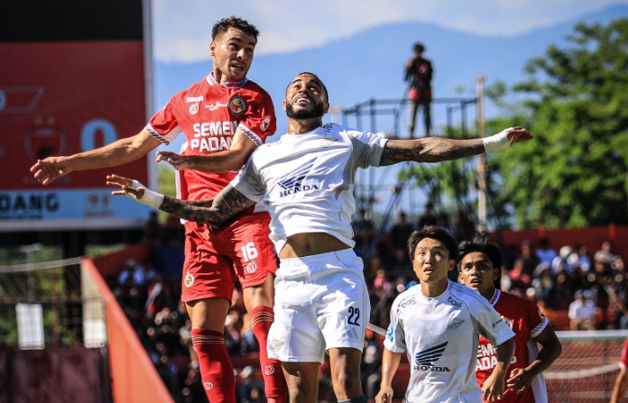 Semen Padang FC meriah hasil seri PSM Makassar 1-1. Foto @Semenpadang
