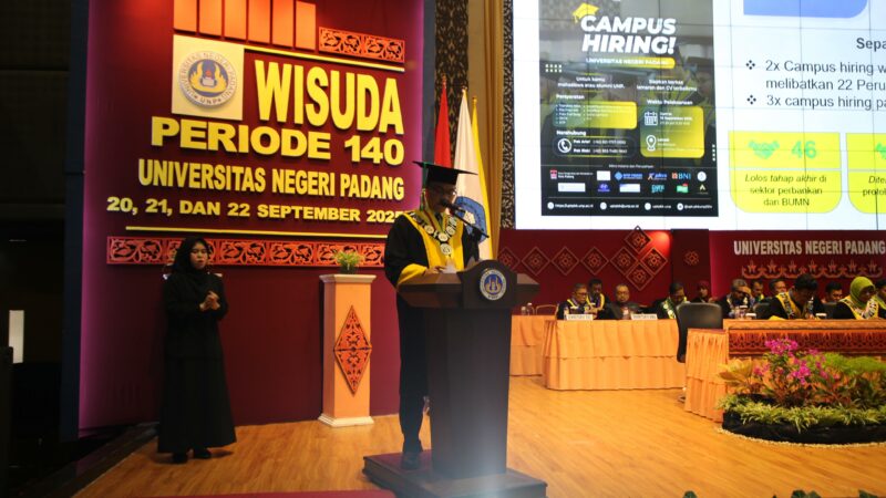 Wisuda ke-140 UNP: Luluskan 3.673 Wisudawan, Rektor Ingatkan Soal Pentingnya Karakter dan Kepemimpinan