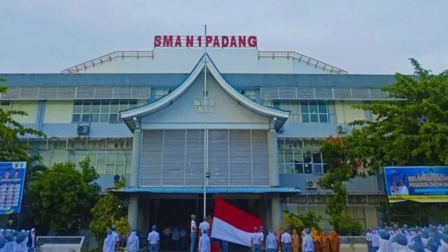 Alasan Dinas Pendidikan Sumbar Tak Liburkan Siswa SMA karena Demo