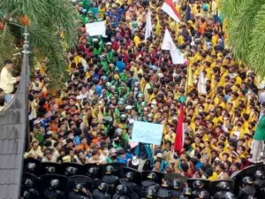 Ilustrasi - Salah satu demonstrasi mahasiswa di DPRD Sumbar. (Foto Dok: Nandito)