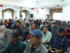 108 Warga Padang Panjang Terima Bantuan Perbaikan Rumah Tidak Layak Huni