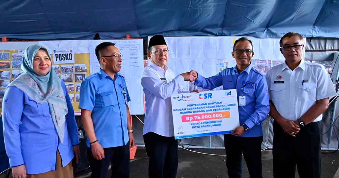 Bank Nagari Salurkan Bantuan untuk Korban Kebakaran Pasar Payakumbuh