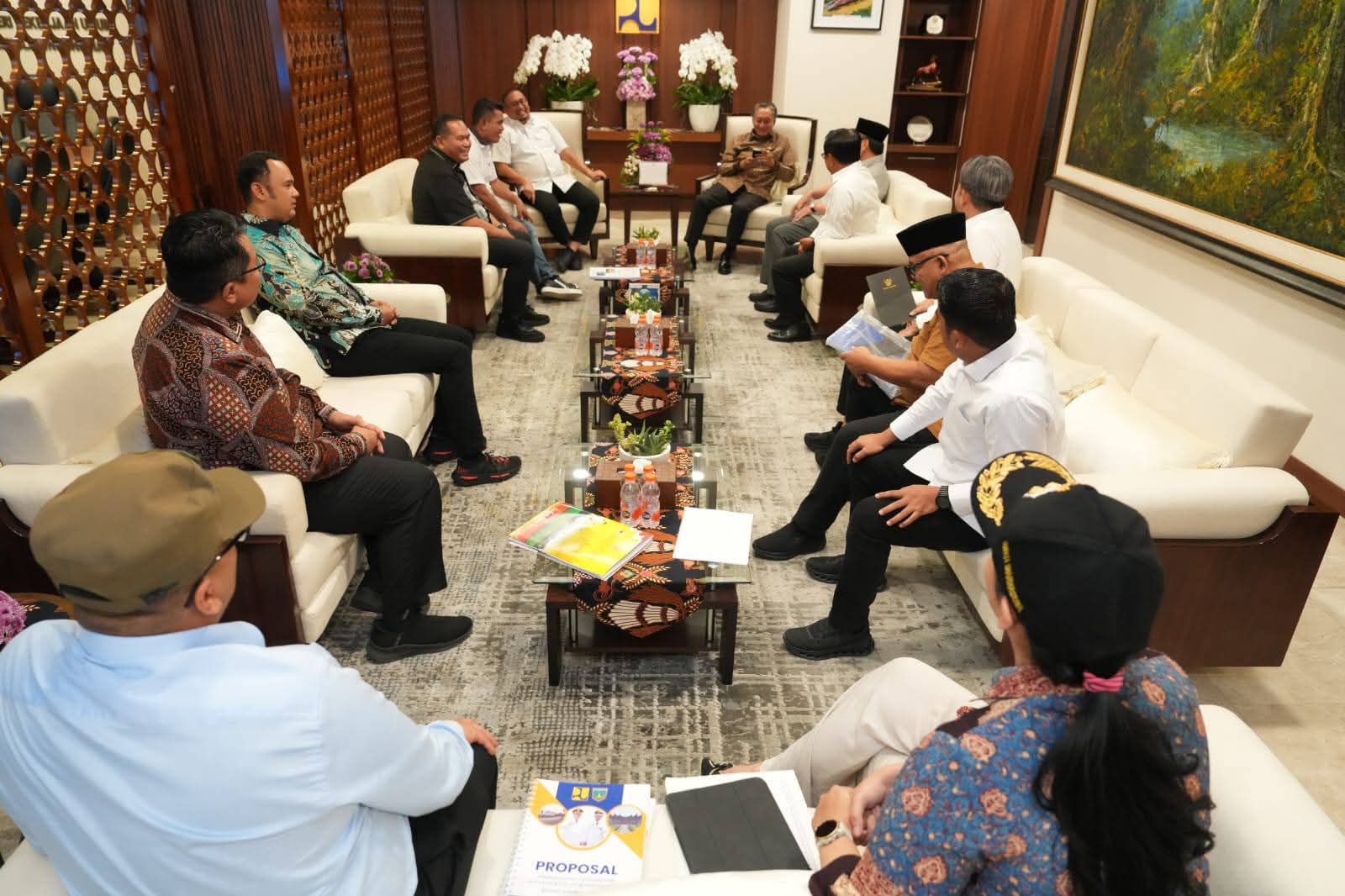 Temui Dirjen Bina Marga, Bupati Pasbar Usulkan Pembangunan Jalan dan Jembatan