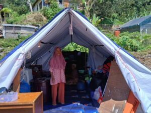 BKMT Kota Padang Panjang Serahkan Bantuan ke Korban Kebakaran di Koto Katik