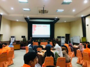 PT Semen Padang Silaturahmi dengan Orang Tua dan 25 Penerima Beasiswa Program BANGSA