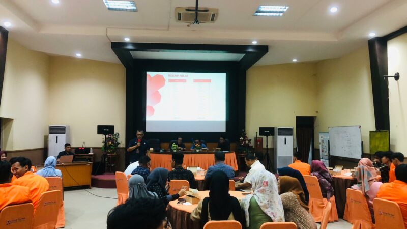 PT Semen Padang Silaturahmi dengan Orang Tua dan 25 Penerima Beasiswa Program BANGSA