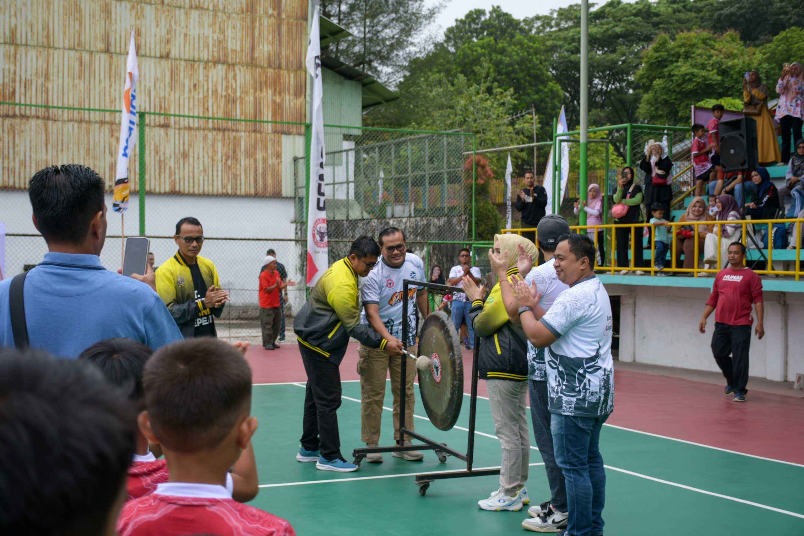 130 Atlet Muda Ramaikan Kejurnas Tenis Junior TDP Semen Padang 2025